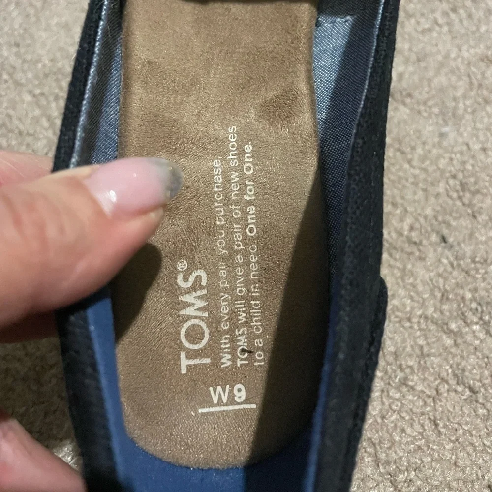 TOM’S‎ black peep toe wedges size 9W